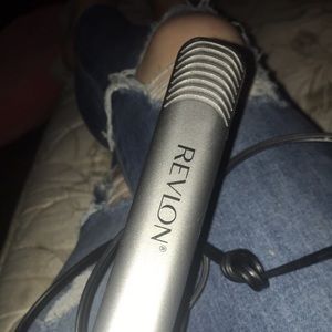 Revlon hair straightener